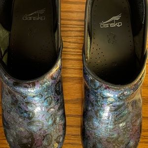 Dansko size 40. Worn once.